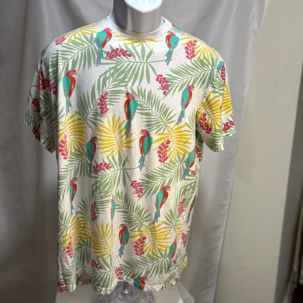 SALE GENTLY USED KNICKERBOCKER vintage design tropical parrot print crew neck XL